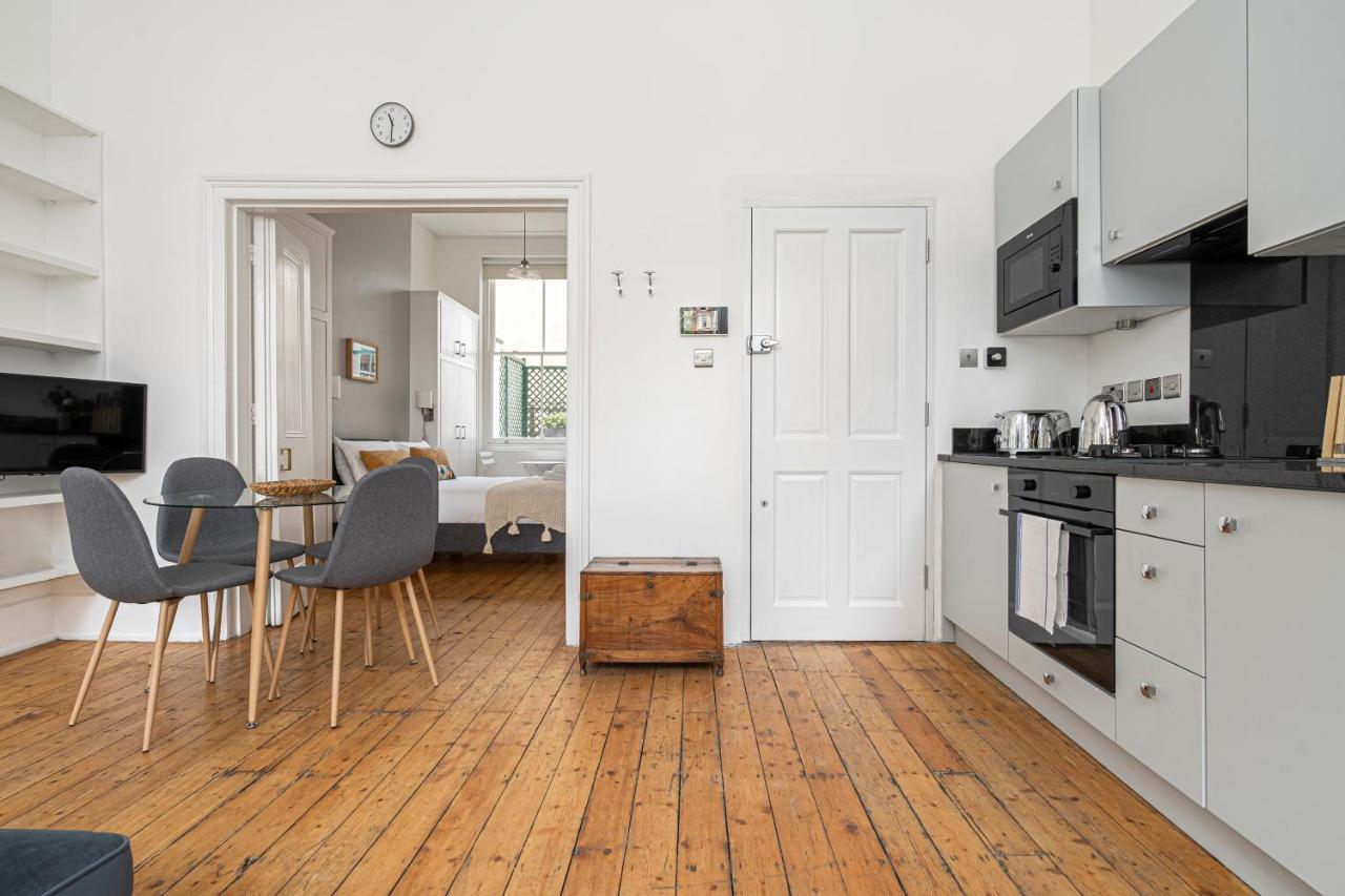 Chic Apartment Near Kensington Palace 런던 외부 사진