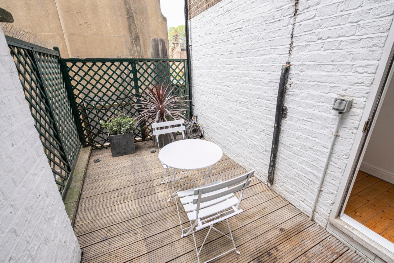 Chic Apartment Near Kensington Palace 런던 외부 사진